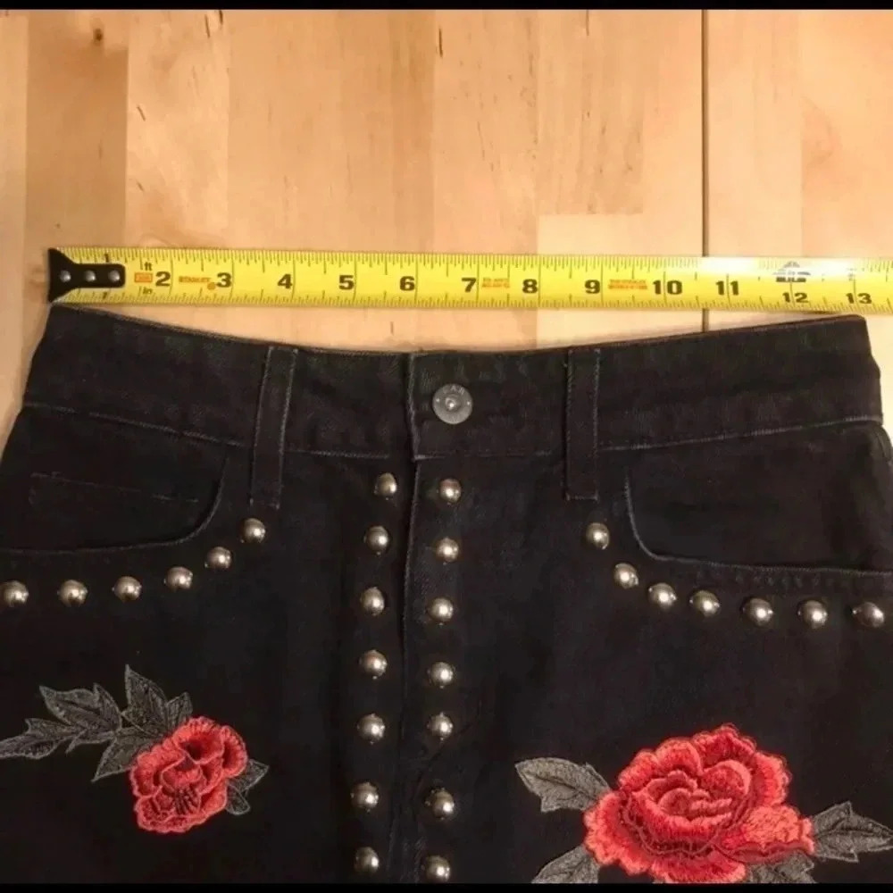 Carmar Black Mini Skirt with Red Rose Embroidery - Picture 6 of 7